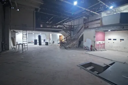 Prédio Comercial com 3 Quartos para alugar, 474m² no República, São Paulo