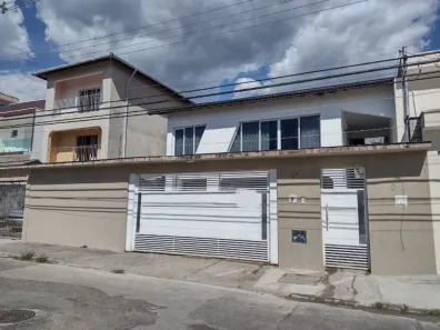 Casa com 3 Quartos à venda, 230m² no Jardim São Pedro, Mogi das Cruzes