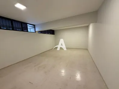 Ponto Comercial para alugar, 500m² no Tabajaras, Uberlândia
