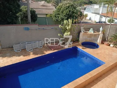 Sobrado com 3 Quartos para venda ou aluguel, 370m² no Jardim América, Paulínia