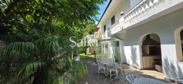 Casa com 5 Quartos à venda, 327m² no Pacaembu, São Paulo