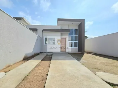 Casa com 2 Quartos à venda, 130m² no Extensão do Bosque, Rio das Ostras