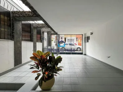 Casa com 2 Quartos à venda, 113m² no Bosque da Saúde, São Paulo