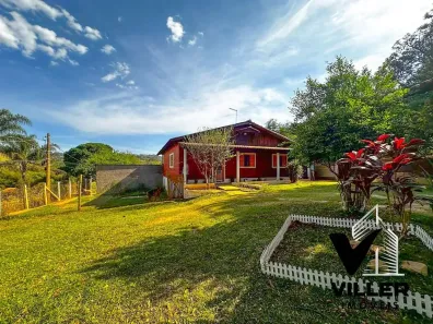 Fazenda/Sítio com 4 Quartos à venda, 1170m² no centro, Socorro