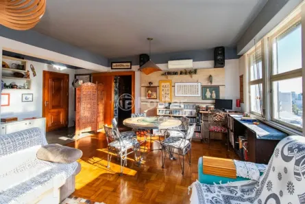 Apartamento com 3 Quartos à venda, 136m² no Bom Fim, Porto Alegre