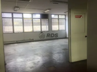 Sala Comercial para alugar, 240m² no Piraporinha, Diadema
