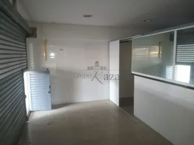 Prédio Comercial à venda, 111m² no Loteamento Villa Branca, Jacareí