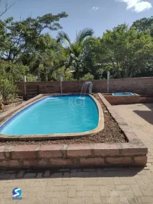 Fazenda/Sítio com 3 Quartos à venda, 1979m² no São Caetano, Porto Alegre