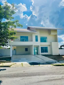Casa de Condomínio com 5 Quartos à venda, 410m² no Tarumã, Manaus