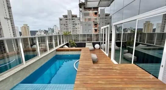 Cobertura com 3 Quartos para alugar, 220m² no Centro, Balneário Camboriú
