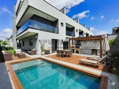 Sobrado com 3 Quartos à venda, 260m² no Boneca do Iguaçu, São José dos Pinhais