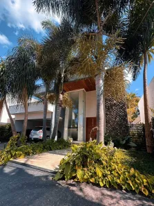 Casa de Condomínio com 4 Quartos à venda, 380m² no Centro, Anápolis