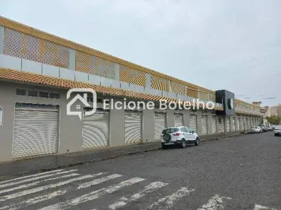 Galpão/Depósito/Armazém para alugar, 12m² no Bom Jesus, Uberlândia