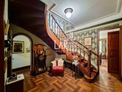 Casa com 6 Quartos à venda, 330m² no Lourdes, Belo Horizonte