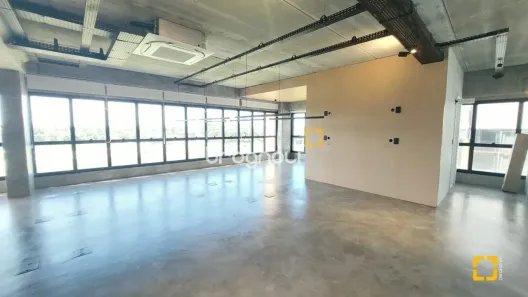 Sala Comercial à venda, 137m² no Campeche, Florianópolis