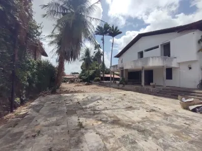 Imóvel Comercial com 4 Quartos para alugar, 370m² no Sapiranga-Coité, Fortaleza