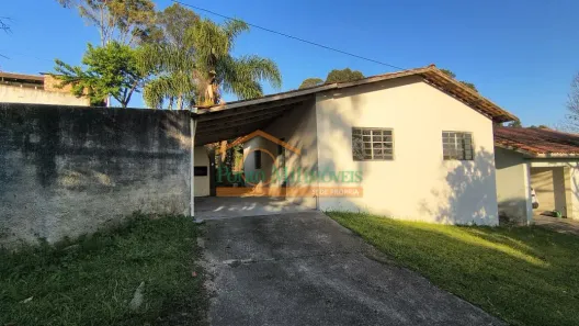 Casa com 2 Quartos para alugar, 75m² no Santo Inácio, Curitiba
