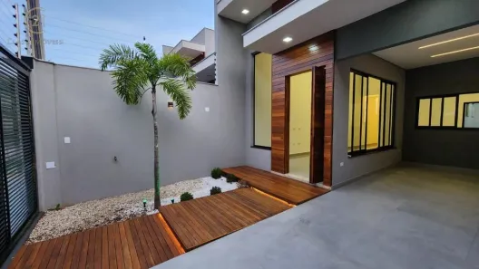 Casa com 3 Quartos à venda, 135m² no Parque Residencial Joaquim Toledo Piza, Londrina