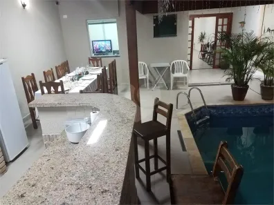 Sobrado com 3 Quartos à venda, 240m² no Vila Irmãos Arnoni, São Paulo