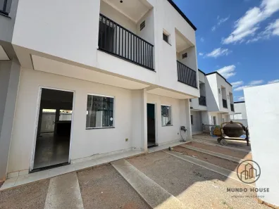 Sobrado com 2 Quartos à venda, 75m² no Rio Acima, Votorantim