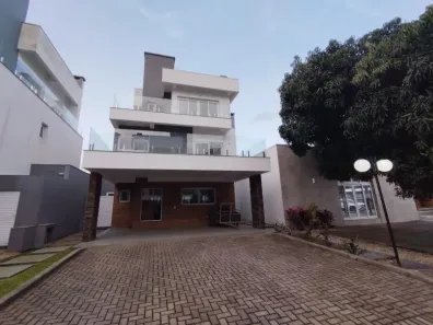 Casa com 3 Quartos para alugar, 310m² no Pedra Redonda, Porto Alegre