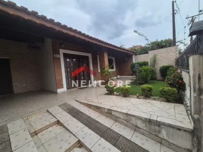 Casa com 3 Quartos à venda, 158m² no Jardim Márcia, Peruíbe