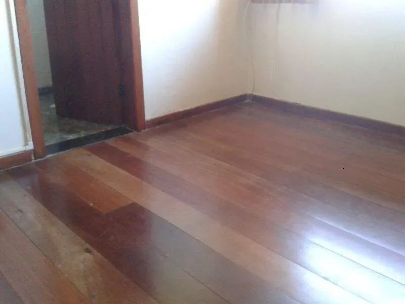 Casa com 4 quartos — Santa Terezinha, Belo Horizonte