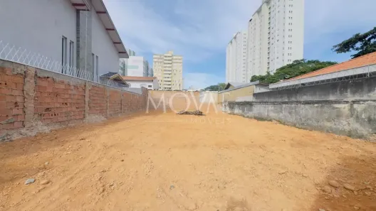 Lote/Terreno à venda, 300m² no Vila Adyana, São José dos Campos