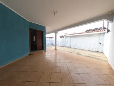 Casa com 3 Quartos à venda, 182m² no Jardim Acapulco, São Carlos