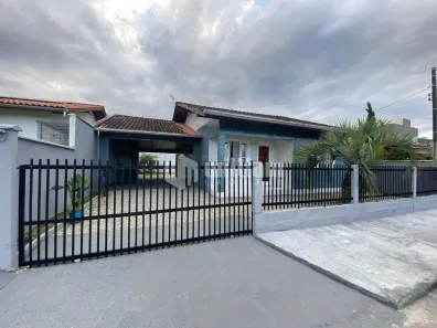 Casa com 3 Quartos à venda, 118m² no Rio Branco, Brusque