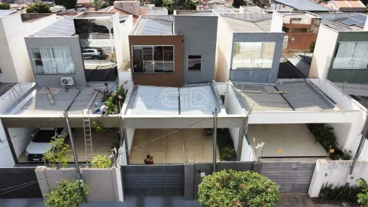 Sobrado com 3 Quartos à venda, 138m² no Dom Aquino, Cuiabá