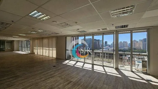 Sala Comercial para alugar, 170m² no Vila São Francisco (Zona Sul), São Paulo