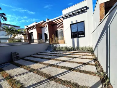 Sobrado com 3 Quartos à venda, 89m² no Estância Velha, Canoas
