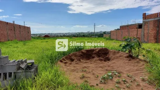 Lote/Terreno à venda, 500m² no Laranjeiras, Uberlândia