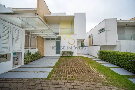 Casa com 2 Quartos à venda, 130m² no Chácara Pavoeiro, Cotia