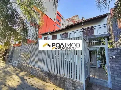 Casa com 3 Quartos para alugar, 150m² no Passo da Areia, Porto Alegre