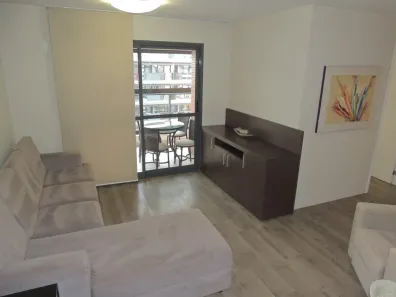 Apartamento com 2 Quartos para alugar, 62m² no Vila Izabel, Curitiba