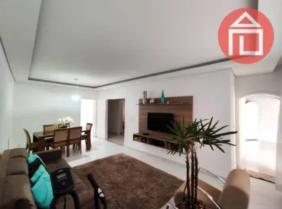 Casa com 3 Quartos à venda, 220m² no Jardim Europa, Bragança Paulista