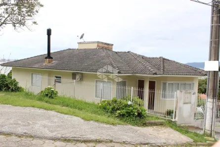 Casa com 3 Quartos à venda, 250m² no Ponta de Baixo, São José