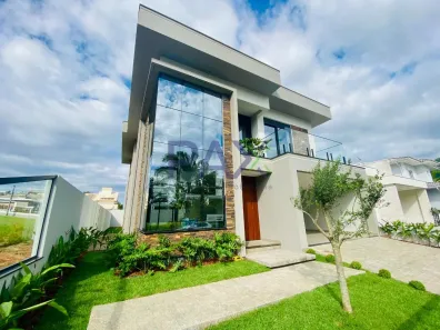Casa com 3 Quartos à venda, 236m² no Pedra Branca, Palhoça