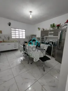 Casa com 3 Quartos à venda, 101m² no Alto São Pedro, Taubaté