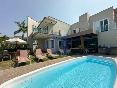 Casa com 4 Quartos à venda, 360m² no Centro, Eusébio