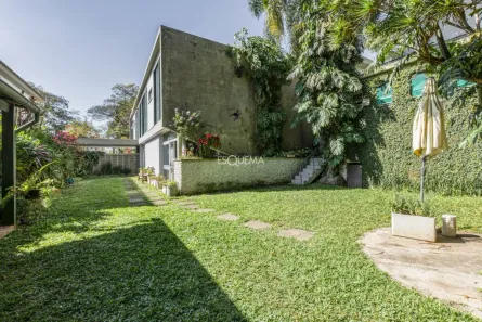 Casa com 4 Quartos à venda, 381m² no Jardim Everest, São Paulo