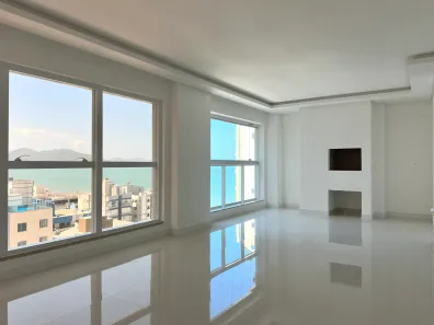 Apartamento com 4 Quartos à venda, 180m² no Meia Praia, Itapema