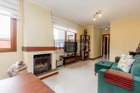Apartamento com 3 Quartos para alugar, 119m² no Jardim Botânico, Porto Alegre