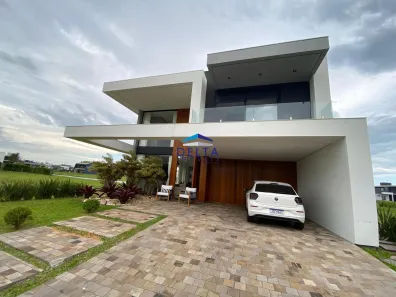 Casa de Condomínio com 4 Quartos à venda, 300m² no Torres, Torres