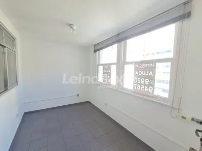 Sala Comercial para alugar, 35m² no Centro Histórico, Porto Alegre