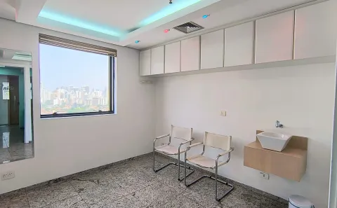 para venda ou aluguel, 40m² no Vila Olímpia, São Paulo
