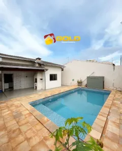 Casa com 3 Quartos à venda, 210m² no Santa Mônica, Uberlândia