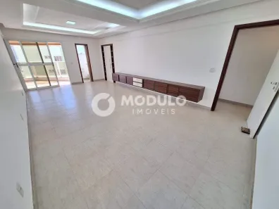 Apartamento com 4 Quartos para alugar, 185m² no Patrimônio, Uberlândia